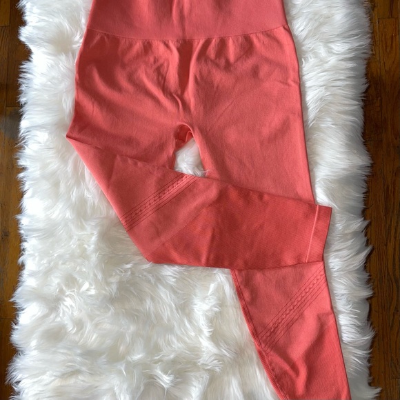 Joy Lab_ High-Rise Seamless 7/8 Leggings- L - Picture 4 of 10